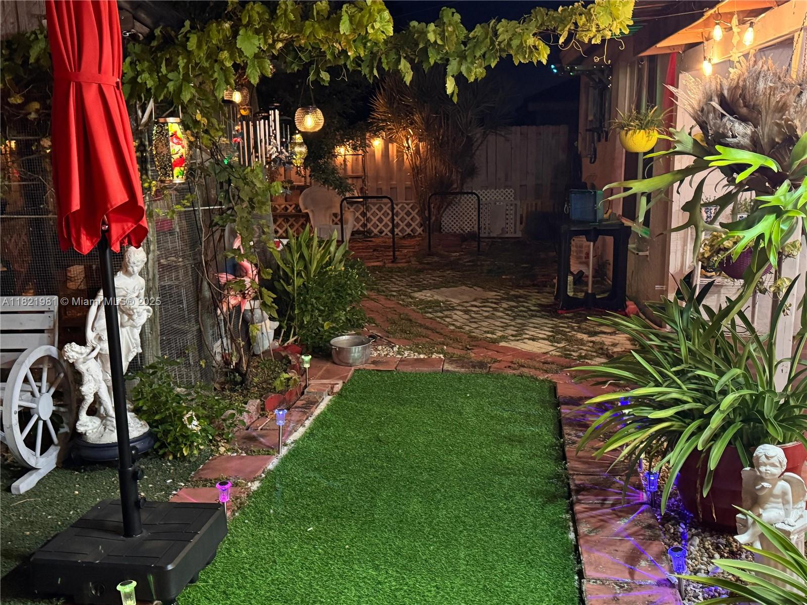 LAGUNA PONDS SEC I - Residential