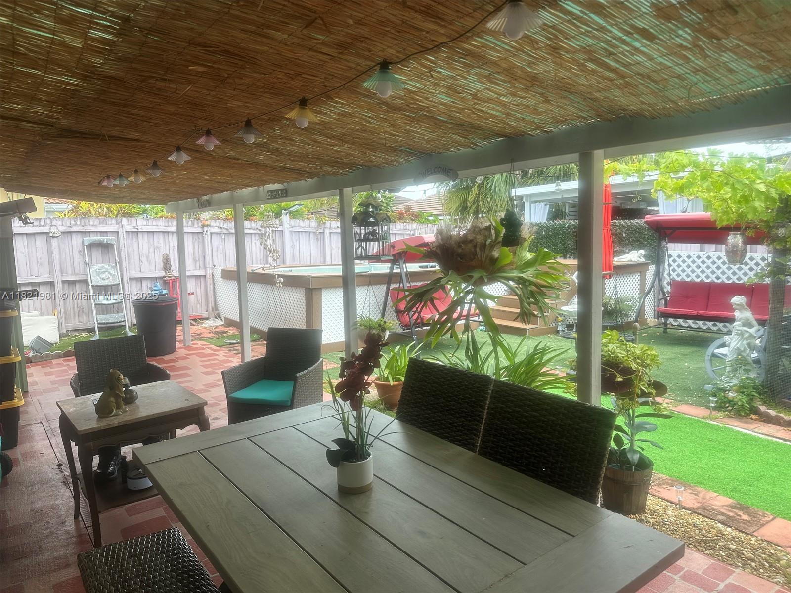 LAGUNA PONDS SEC I - Residential