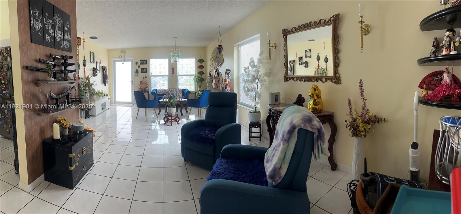 LAGUNA PONDS SEC I - Residential