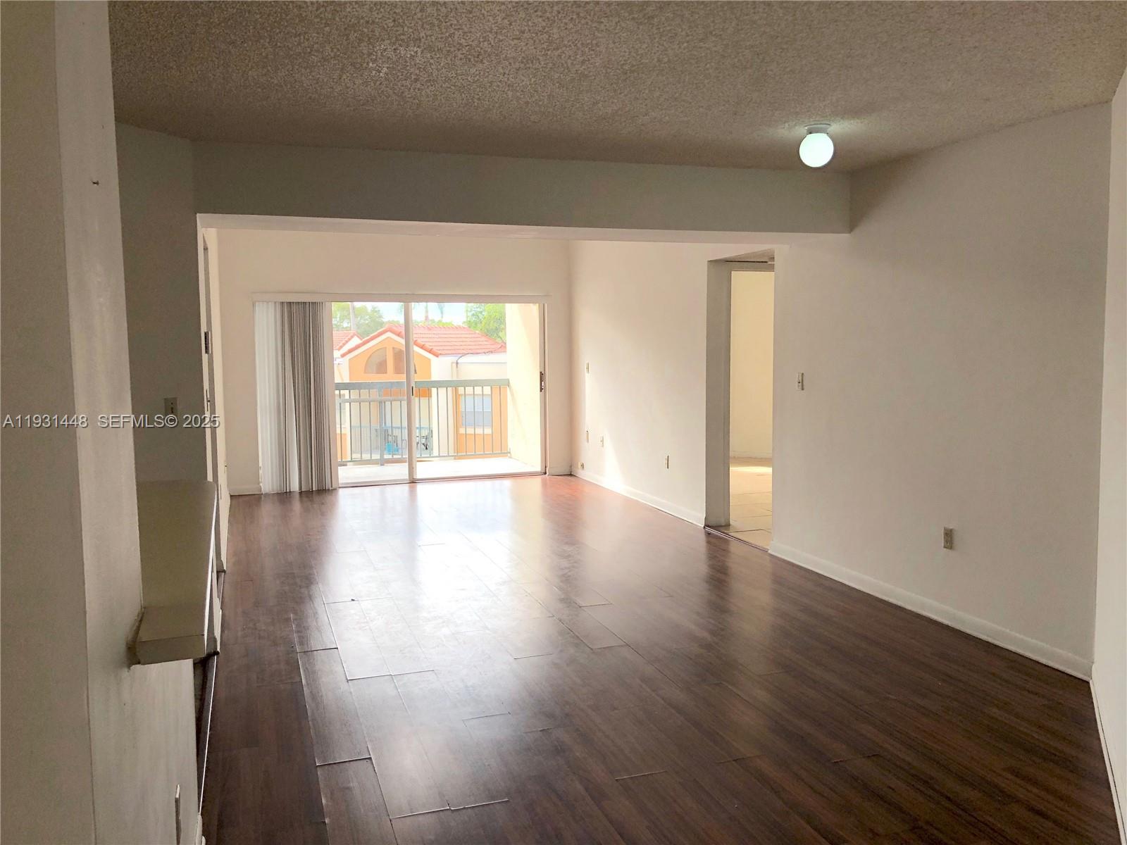 MEDITERRANEAN VILLAS COND - Residential Lease