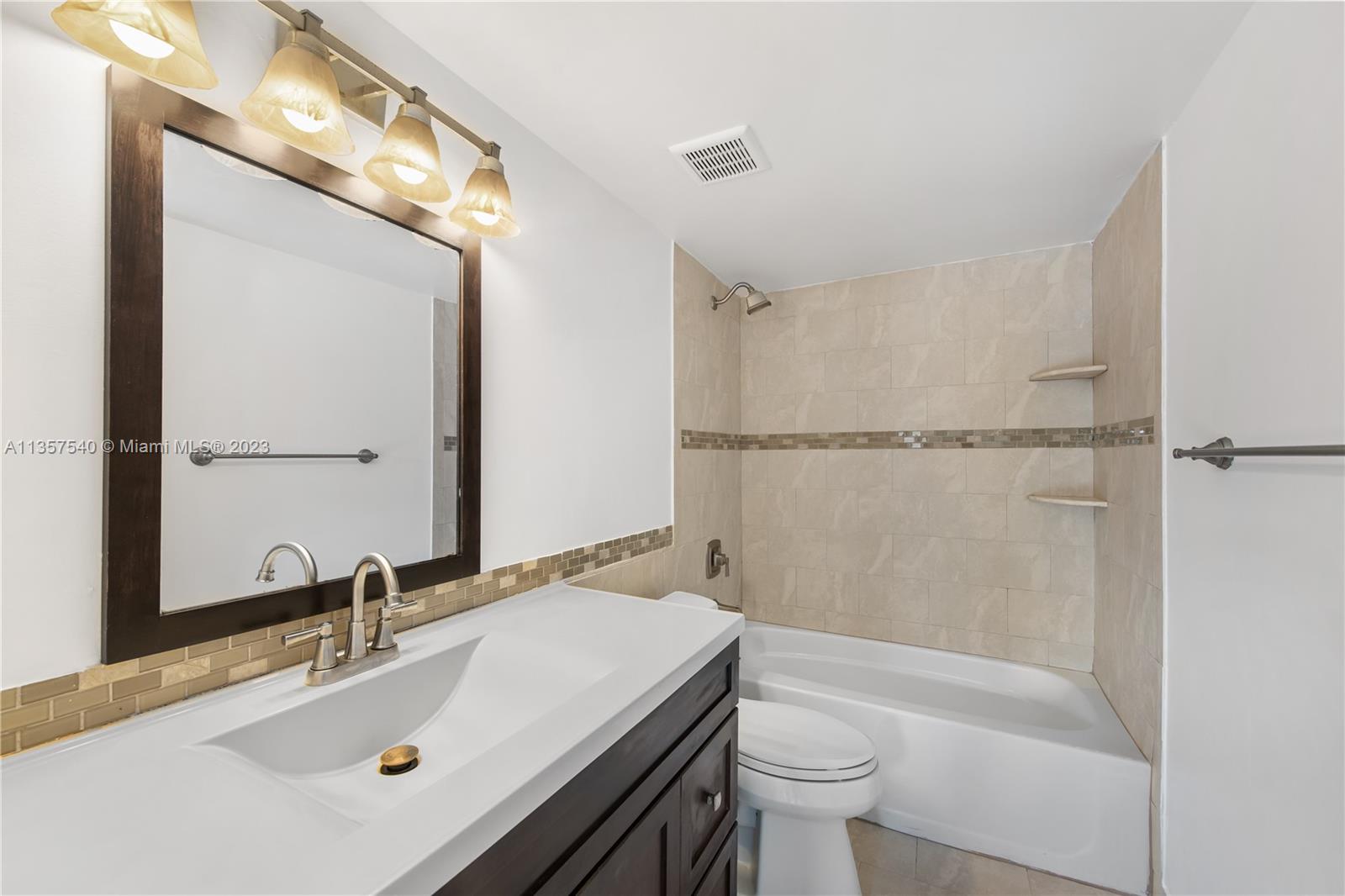 MOORS POINTE CONDO - Residential