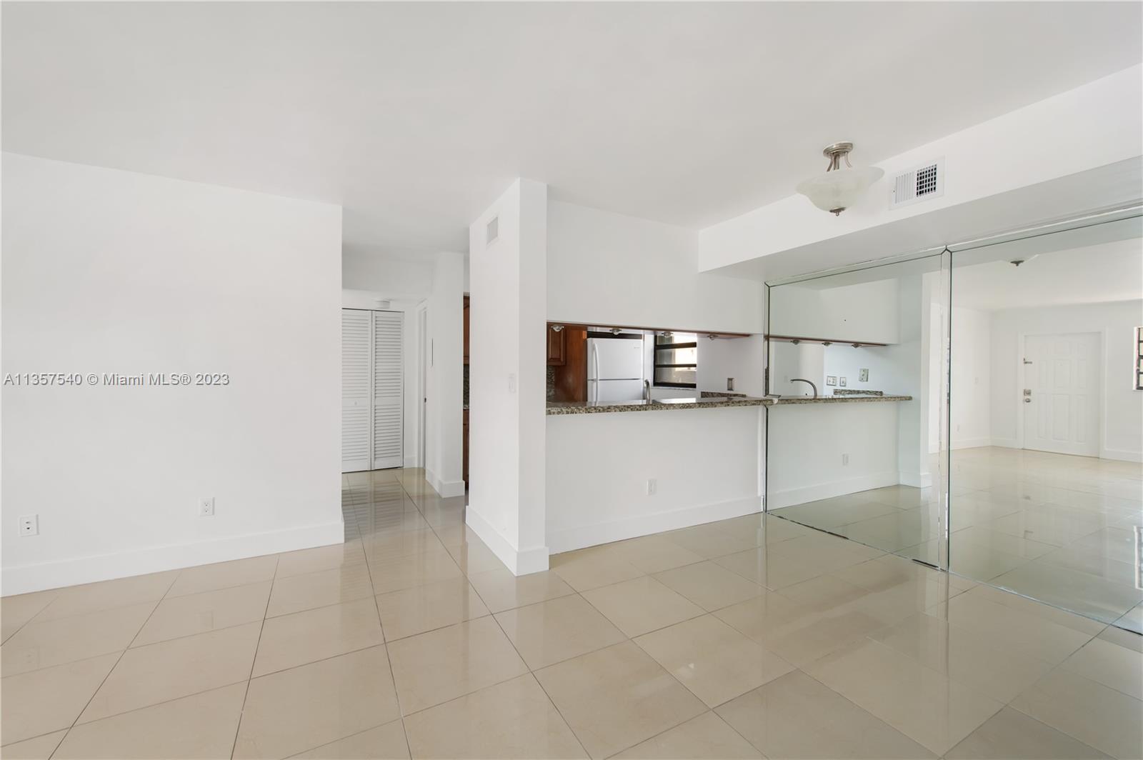 MOORS POINTE CONDO - Residential