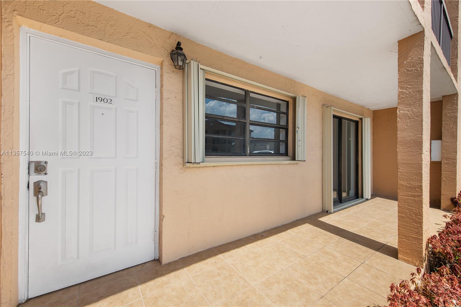 MOORS POINTE CONDO - Residential