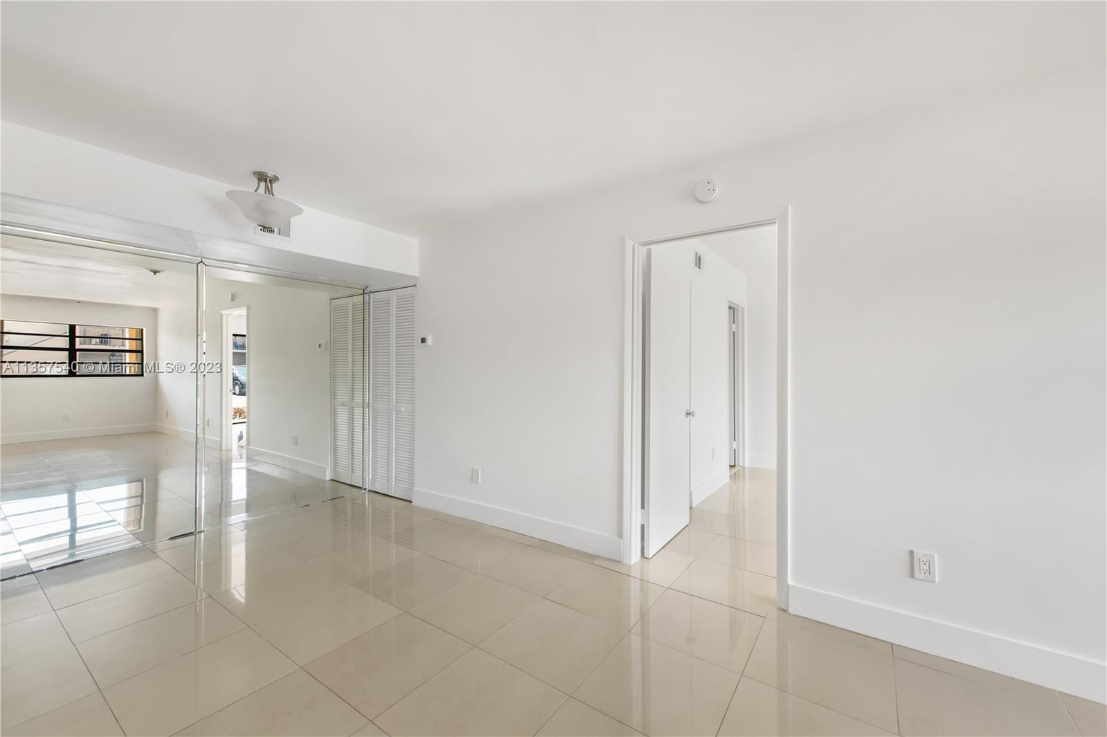 MOORS POINTE CONDO - Residential