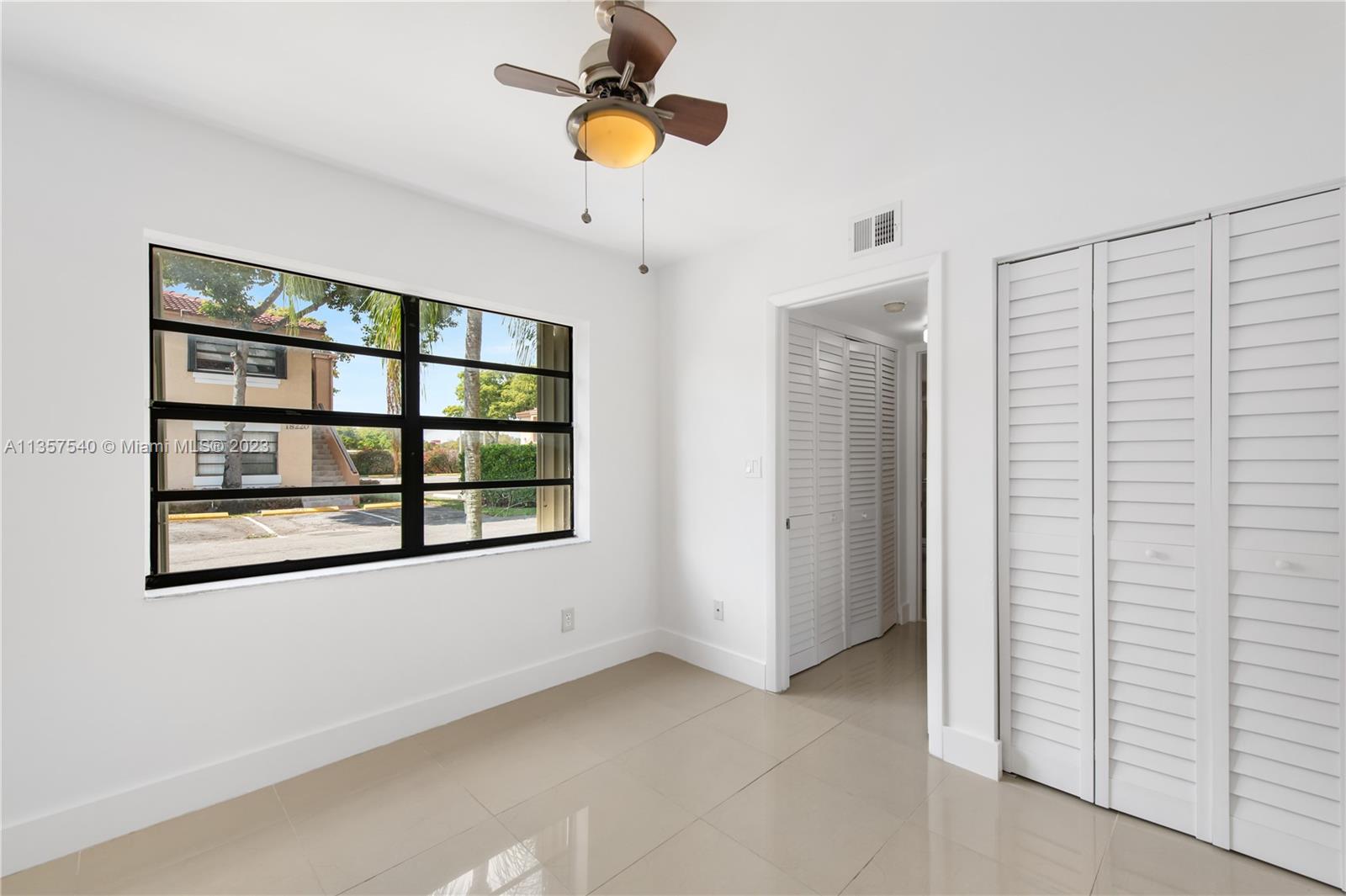 MOORS POINTE CONDO - Residential