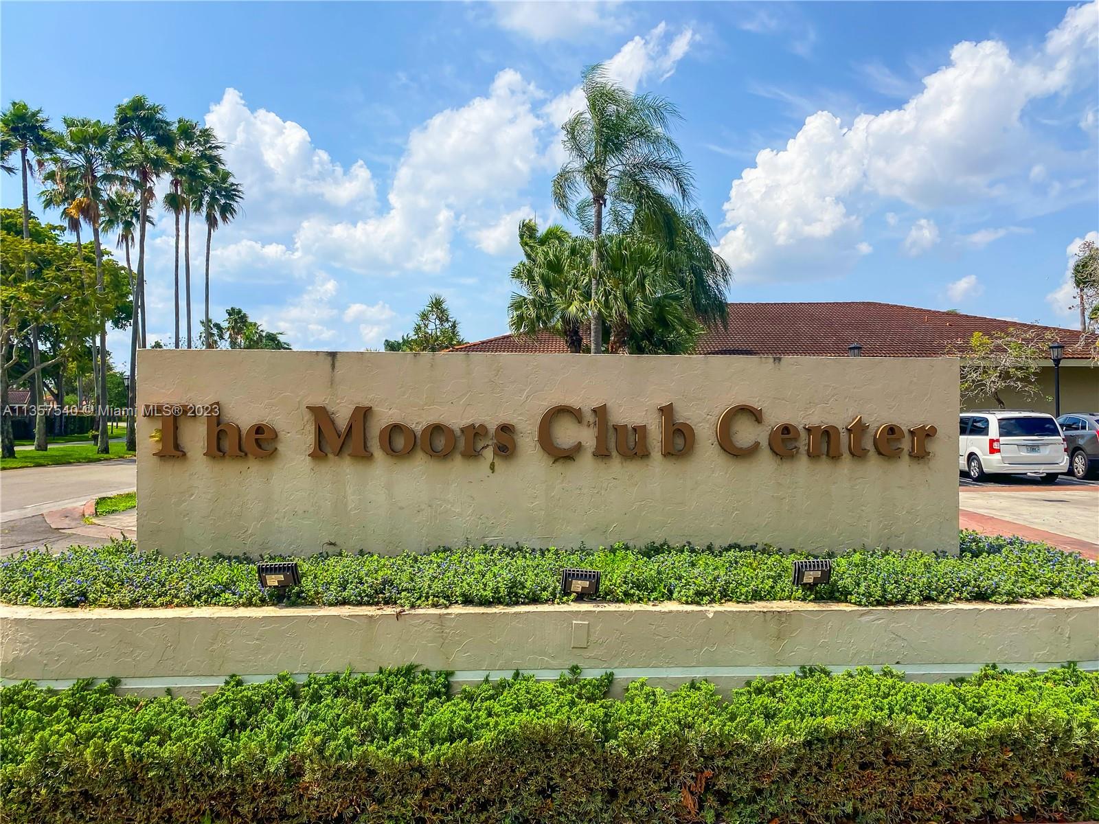 MOORS POINTE CONDO - Residential