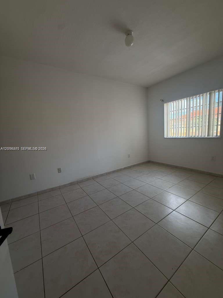 PALM GARDENS AT DORAL CON - Residential