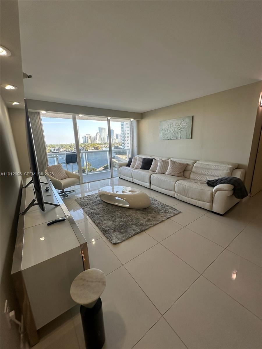 WATERVIEW CONDO - Residential