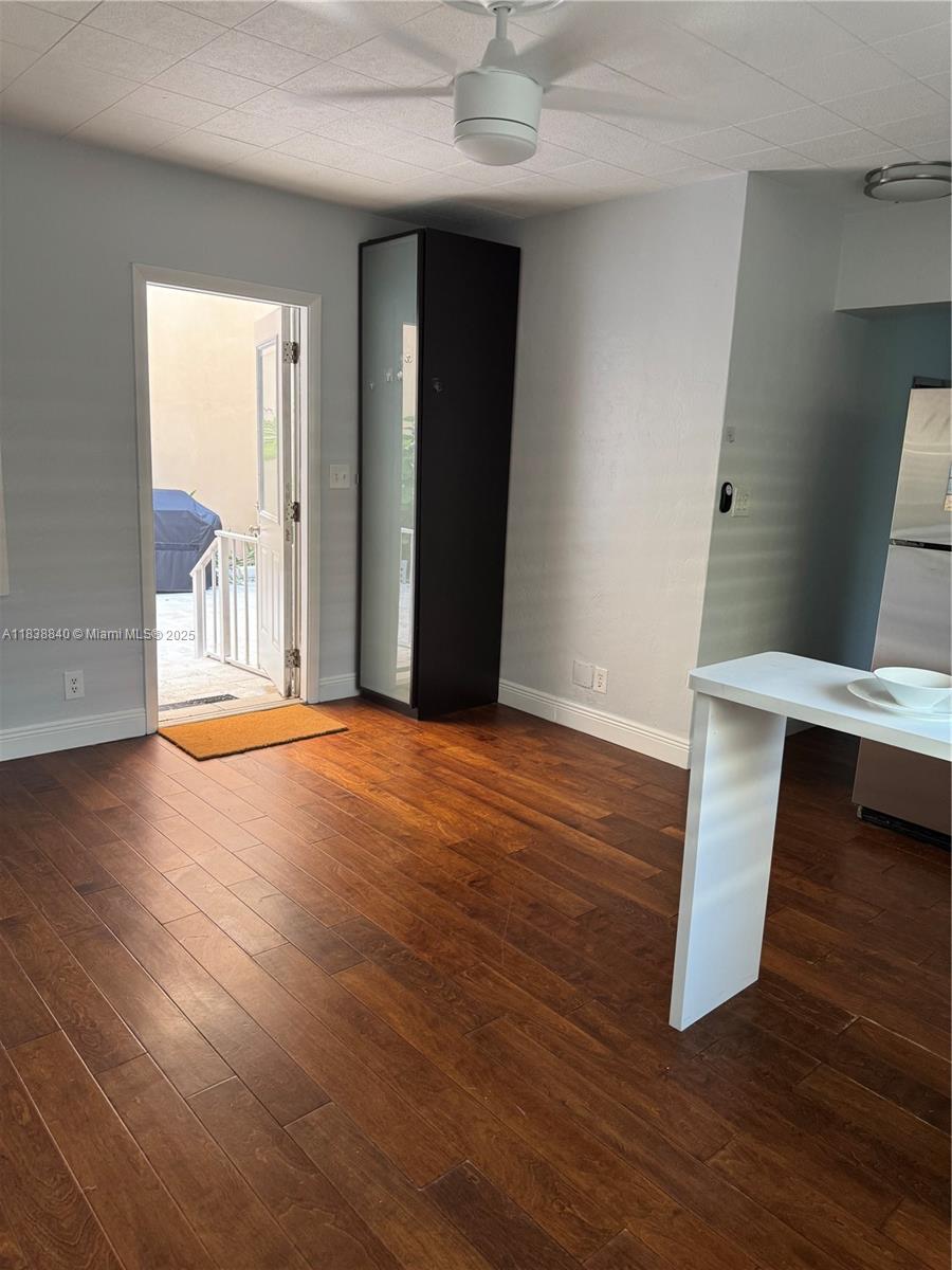 HOLLYWOOD BEACH SECOND AD - Residential Lease