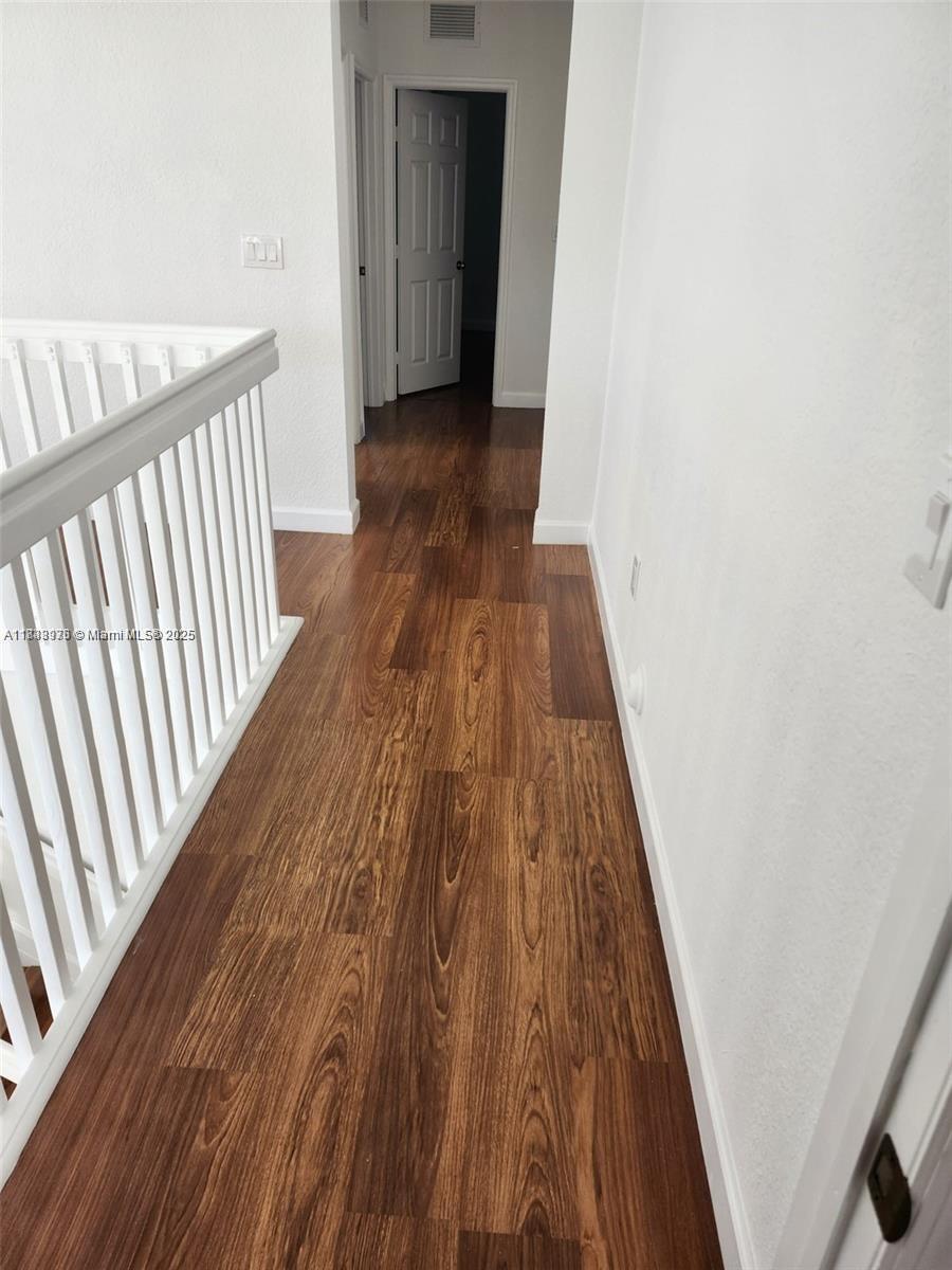 ISLANDS AT DORAL - Residential