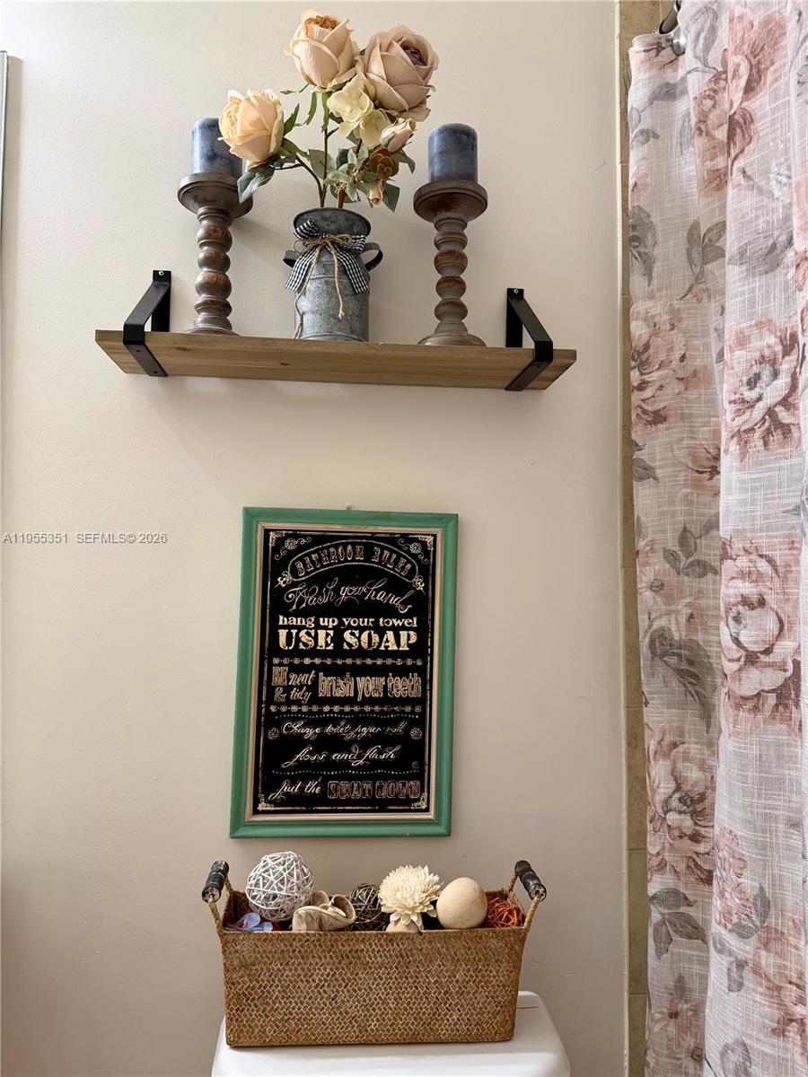 TRELLIS AT BAYSHORE - Residential