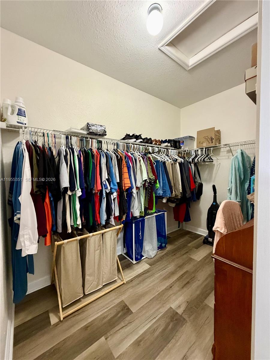 TRELLIS AT BAYSHORE - Residential