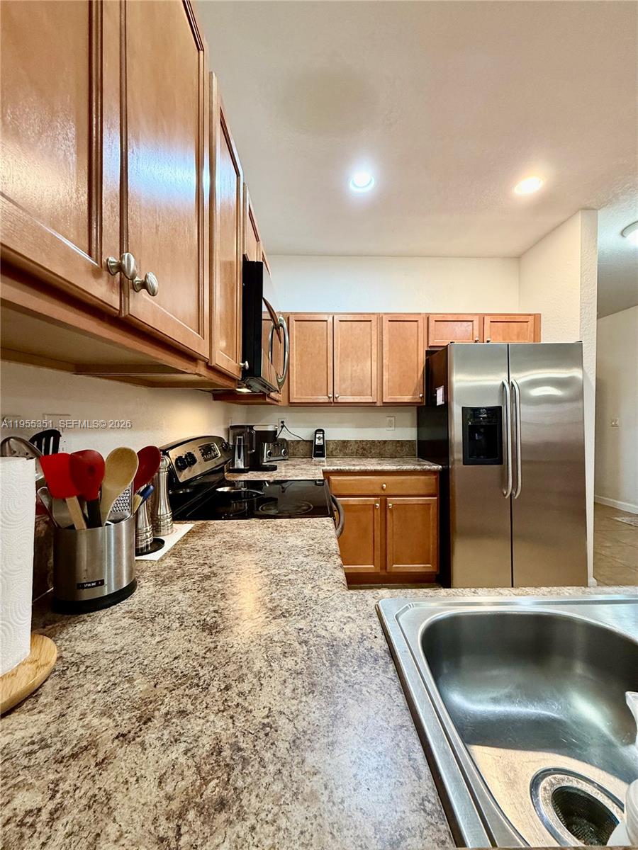 TRELLIS AT BAYSHORE - Residential