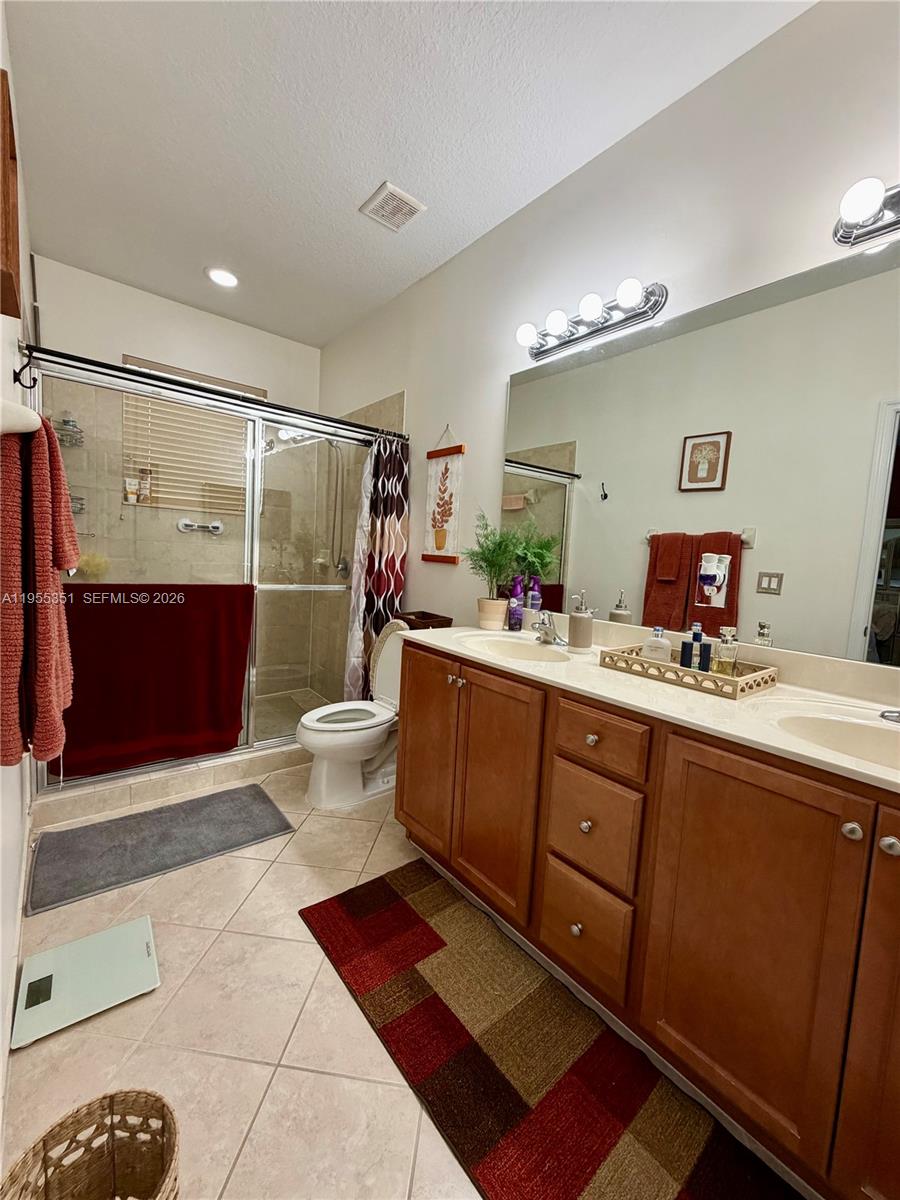 TRELLIS AT BAYSHORE - Residential