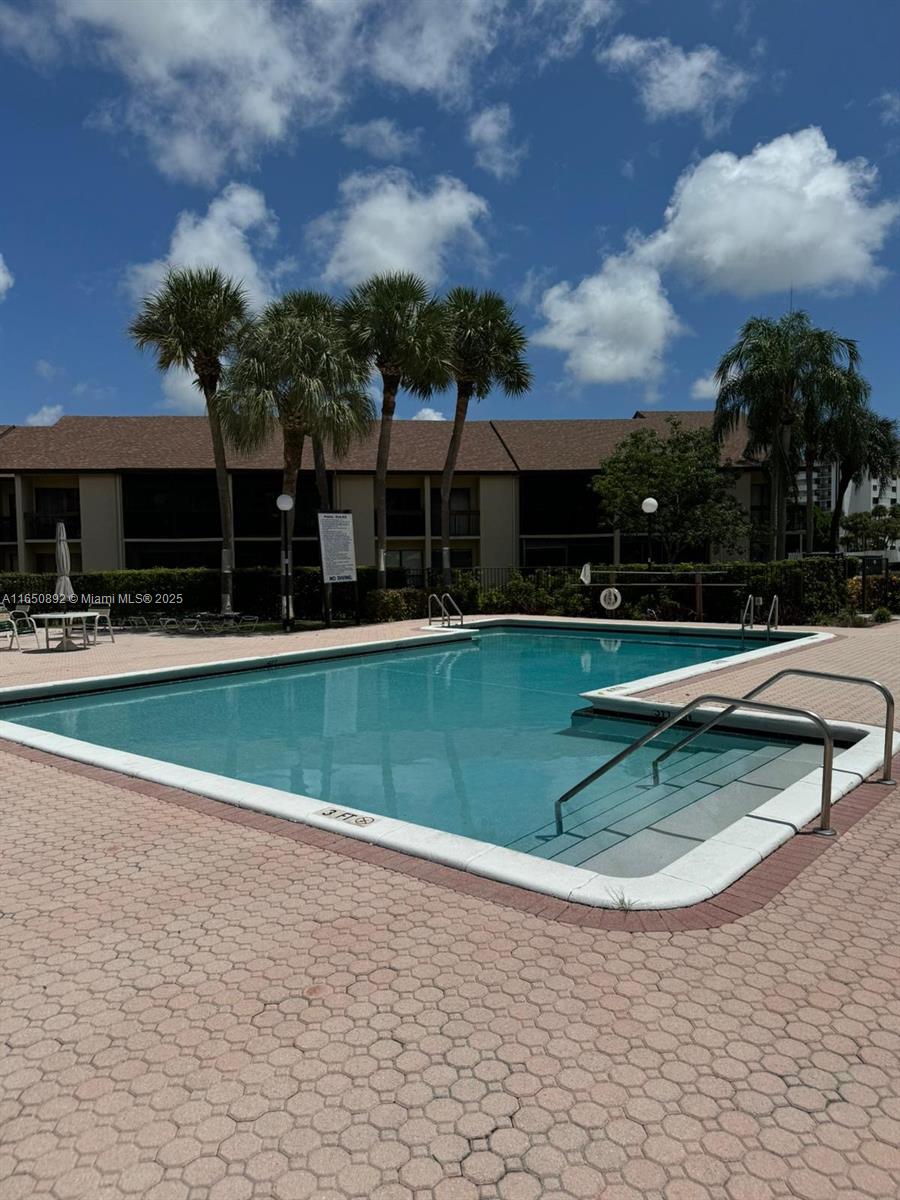 MEADOWRIDGE CONDO - Residential