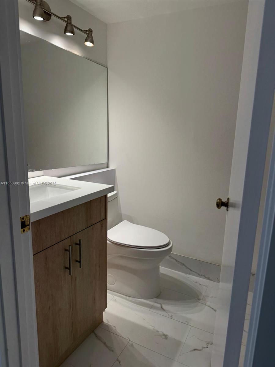 MEADOWRIDGE CONDO - Residential