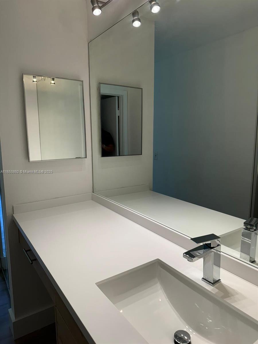 MEADOWRIDGE CONDO - Residential