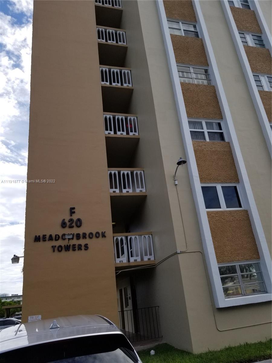 LOVELY FURNISHED 1 BEDROOM UNIT WITH 2 TELEVISIONS, FULL BEDROOM, LIVING ROOM & DINETTE SETS IN EXCELLENT CONDITION, RENOVATED KITCHEN CEILING & LIGHTING, HURRICANE SHUTTERS ON THE BALCONY, HIGH IMPACT WINDOWS IN THE BEDROOM, RENOVATED GYM & ELEVATORS, STATE OF THE ART WASHER & DRYER IN LAUDRY ROOM, NEW ROOF, MINUTES TO THE BEACH, PUBLIX, BANKS, RESTAURANTS, TRANSPORTATION, GULFSTREAM & ALL SHOPPING. NO AGE RESTRICTIONS. 12 MONTH LEASE REQUIRED WITH OPTION TO RENEW.