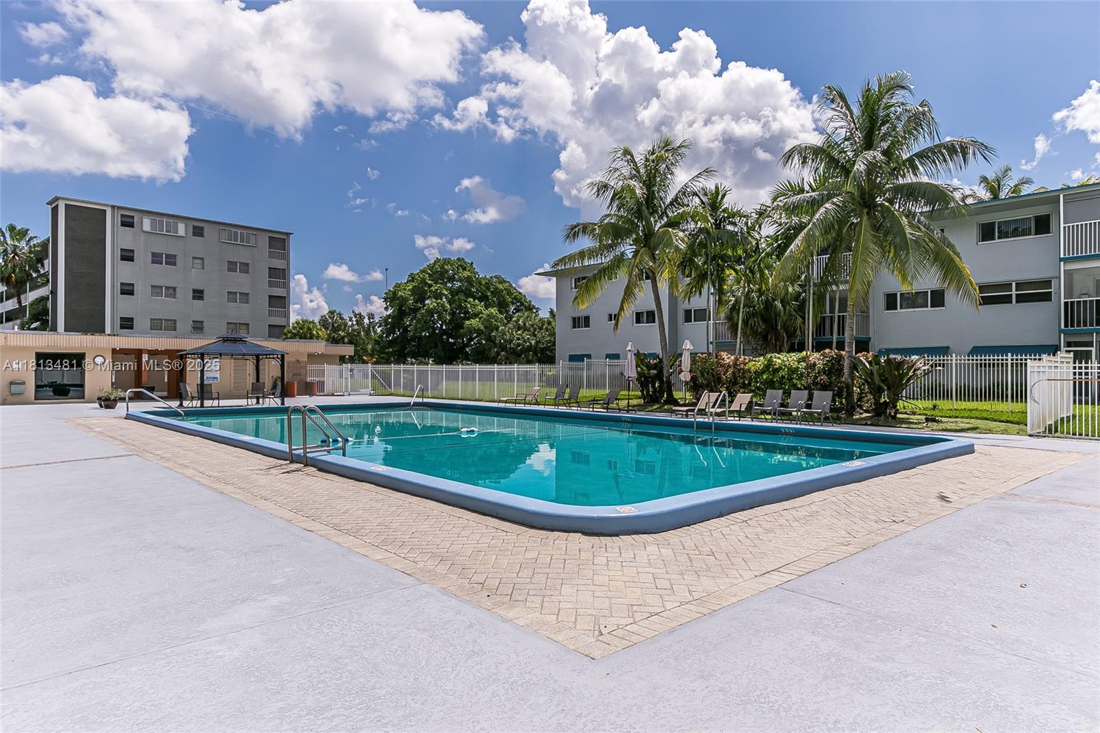 Property for Sale at 1000 Hillcrest Ct 212, Hollywood, Broward County, Florida - Bedrooms: 2 
Bathrooms: 2  - $165,000