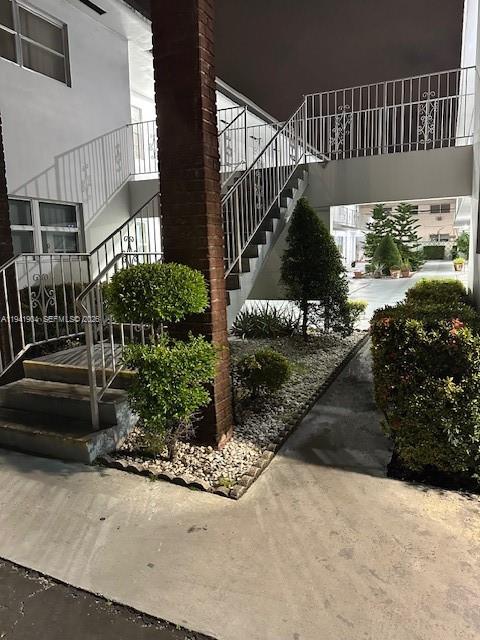 LARGUS CONDO - Residential Lease