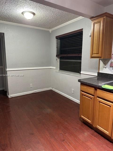 LARGUS CONDO - Residential Lease