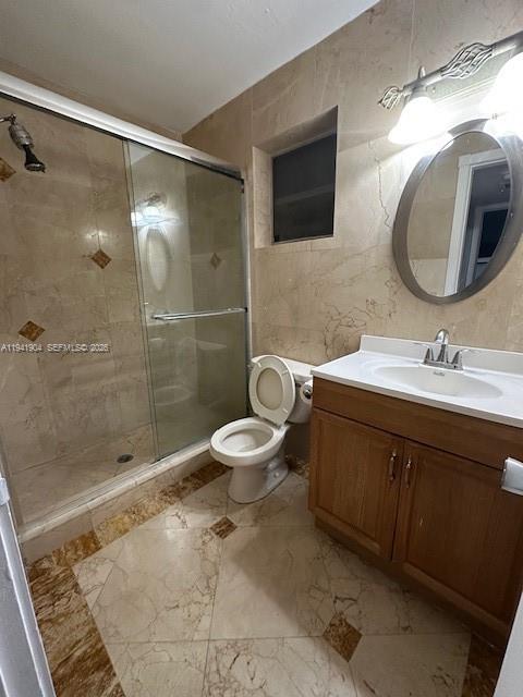 LARGUS CONDO - Residential Lease