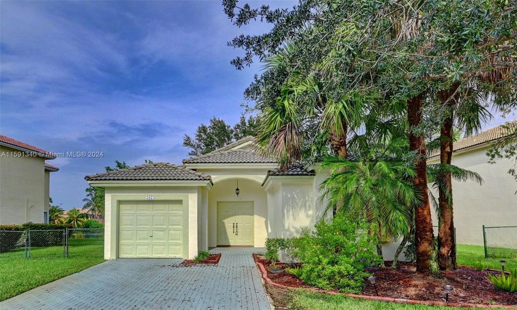 Photo of 387 SW 206th Ave #0, Pembroke Pines, FL 33029 (MLS # A11591340)