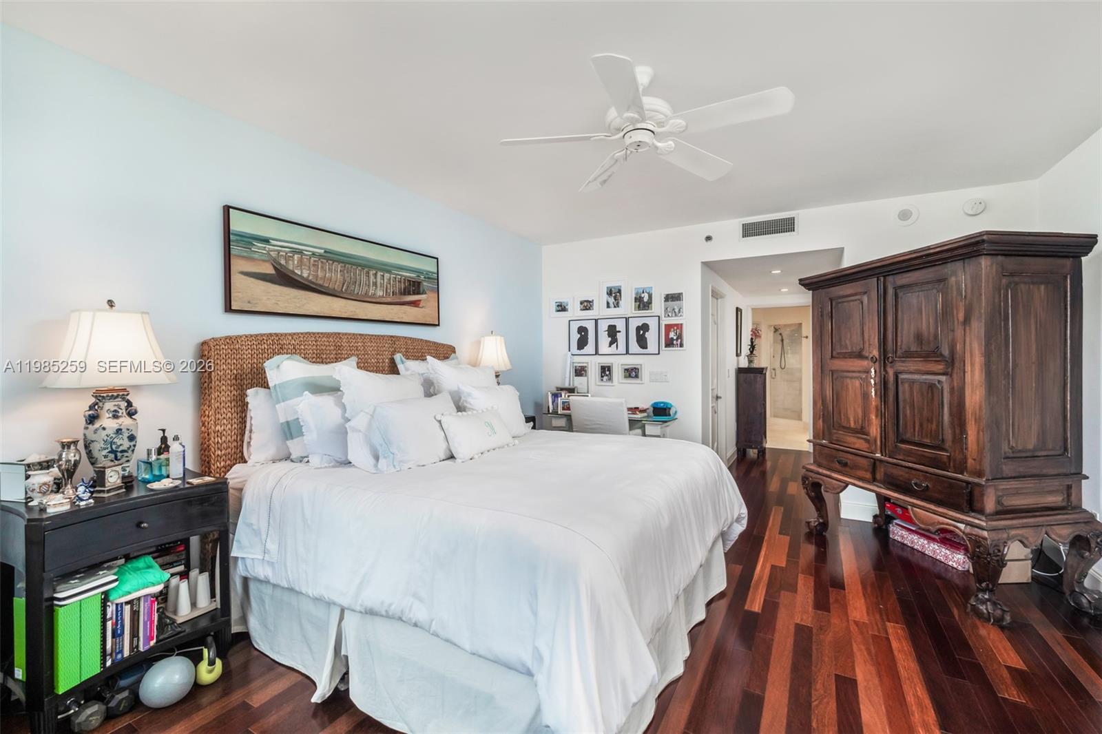 CLUB TOWER THREE CONDO - Residential