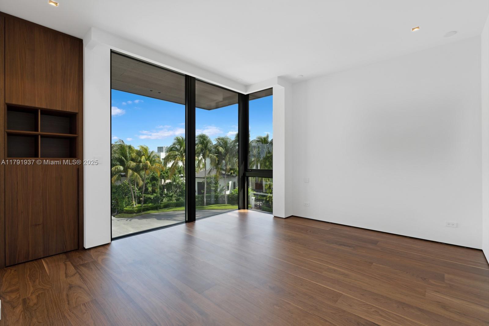 SANS SOUCI ESTS - Residential