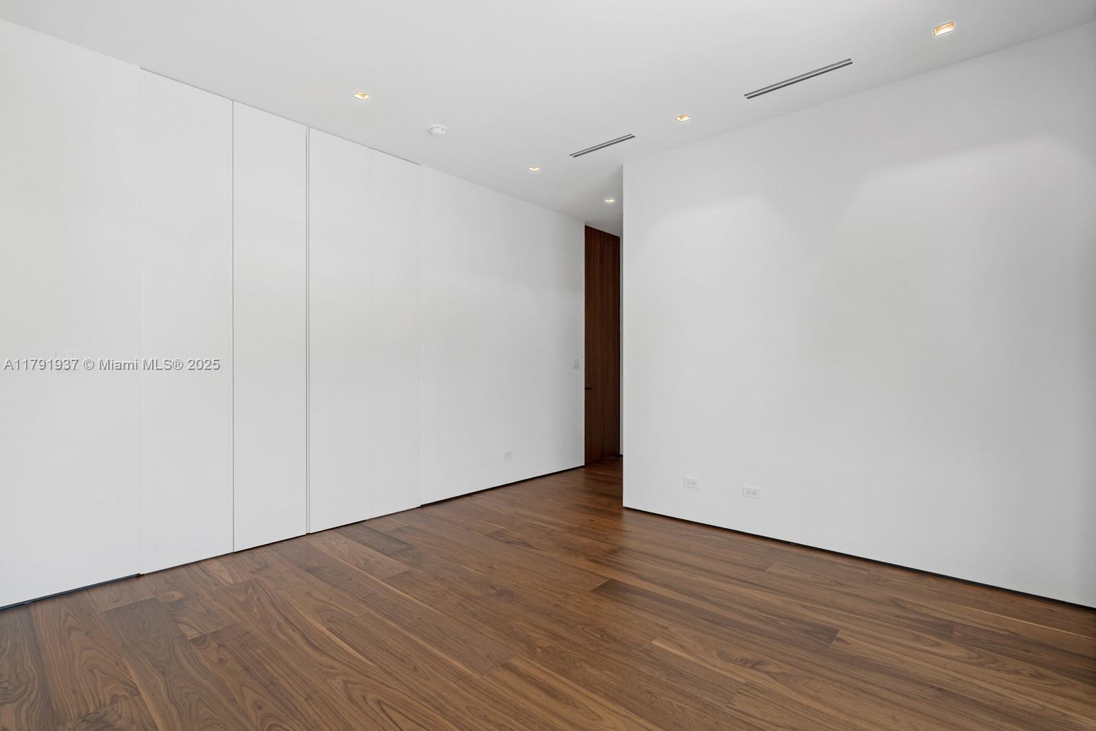 SANS SOUCI ESTS - Residential