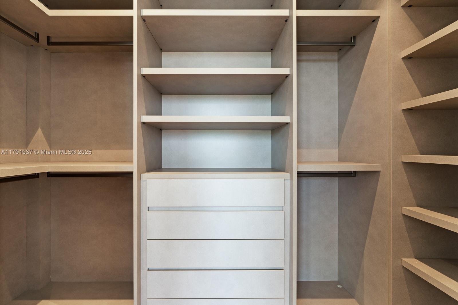 SANS SOUCI ESTS - Residential