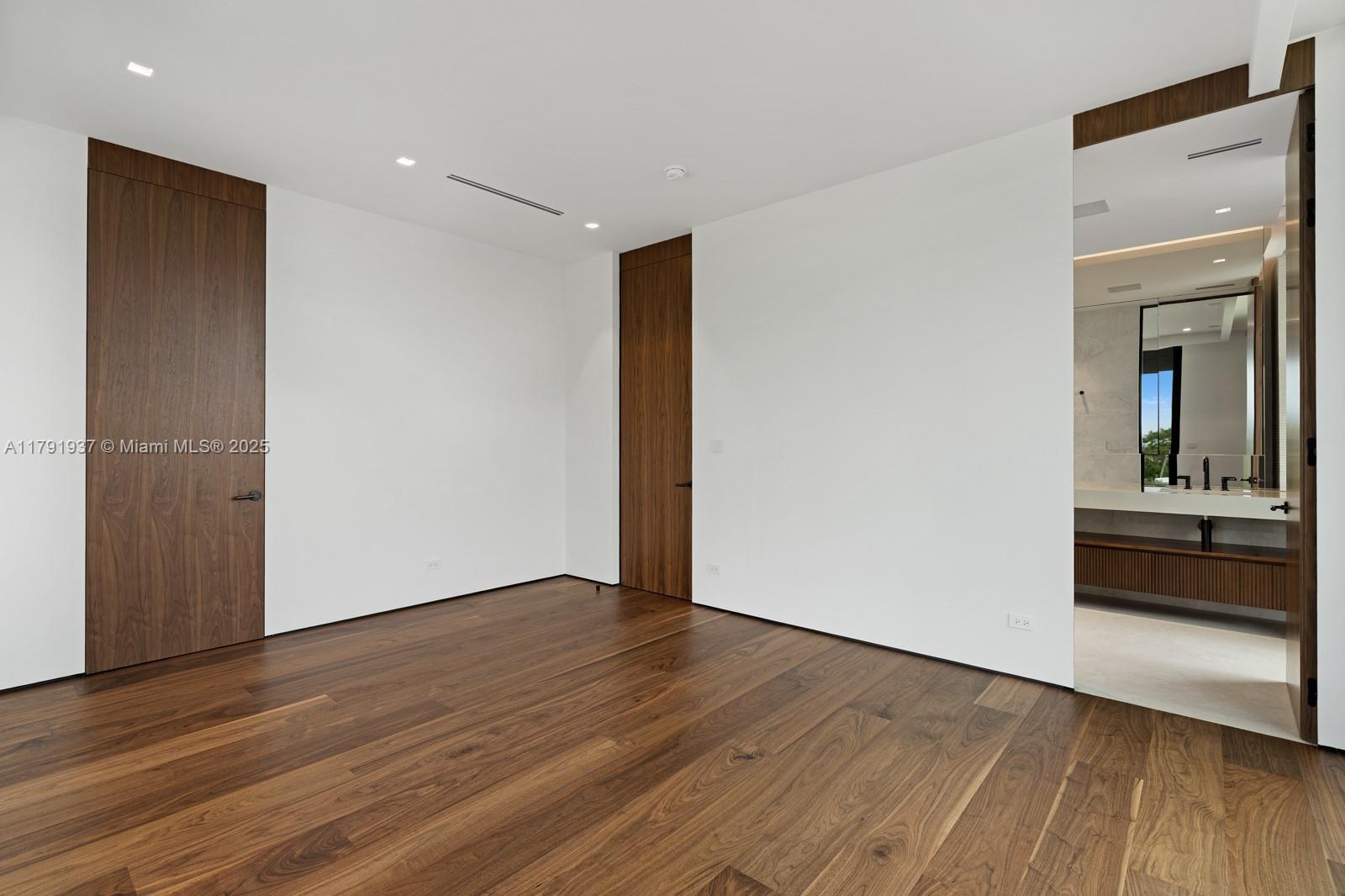 SANS SOUCI ESTS - Residential