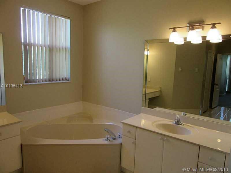 Grand Lakes Ph 03 - Residential Lease