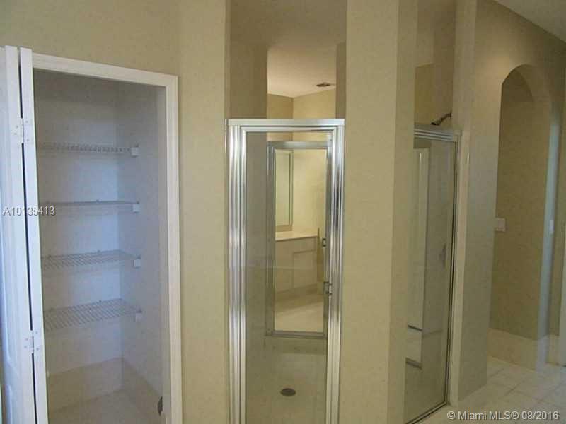 Grand Lakes Ph 03 - Residential Lease