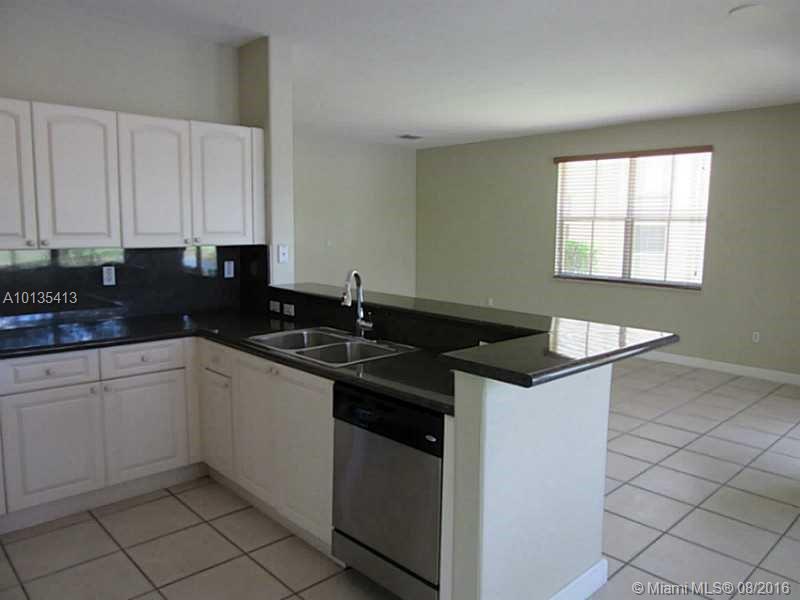 Grand Lakes Ph 03 - Residential Lease