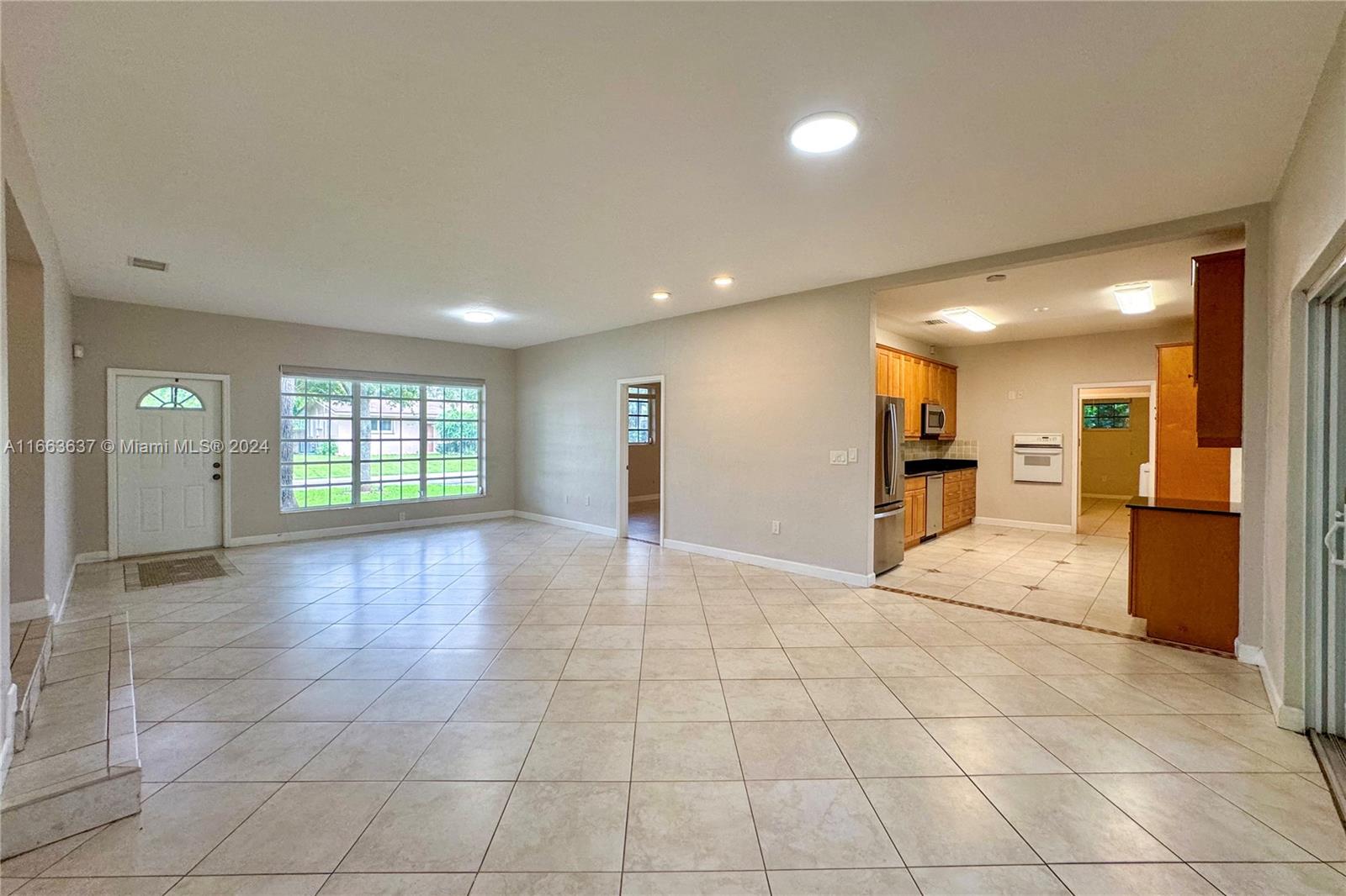 KENDALWOOD ESTATES - Residential