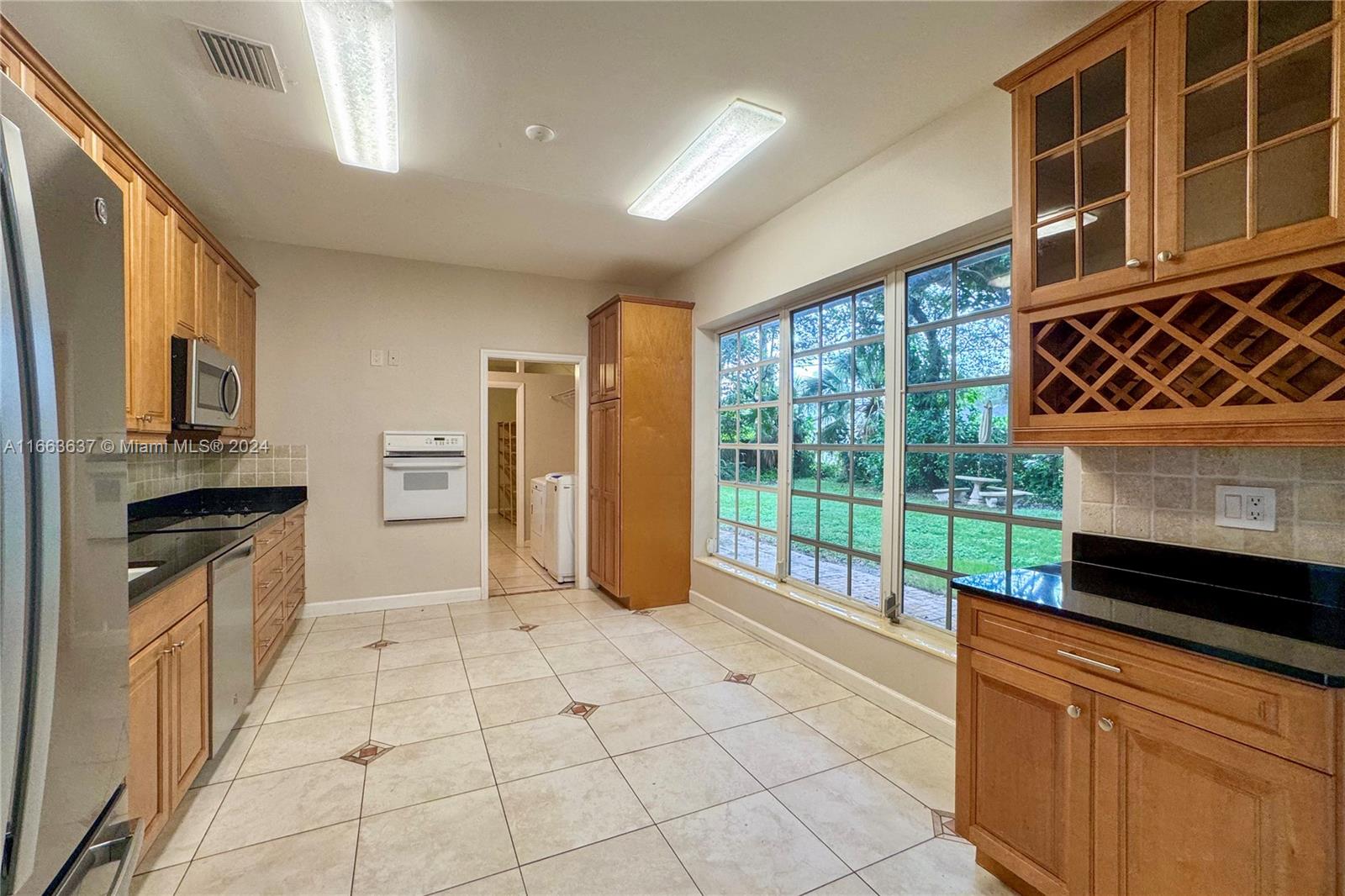 KENDALWOOD ESTATES - Residential