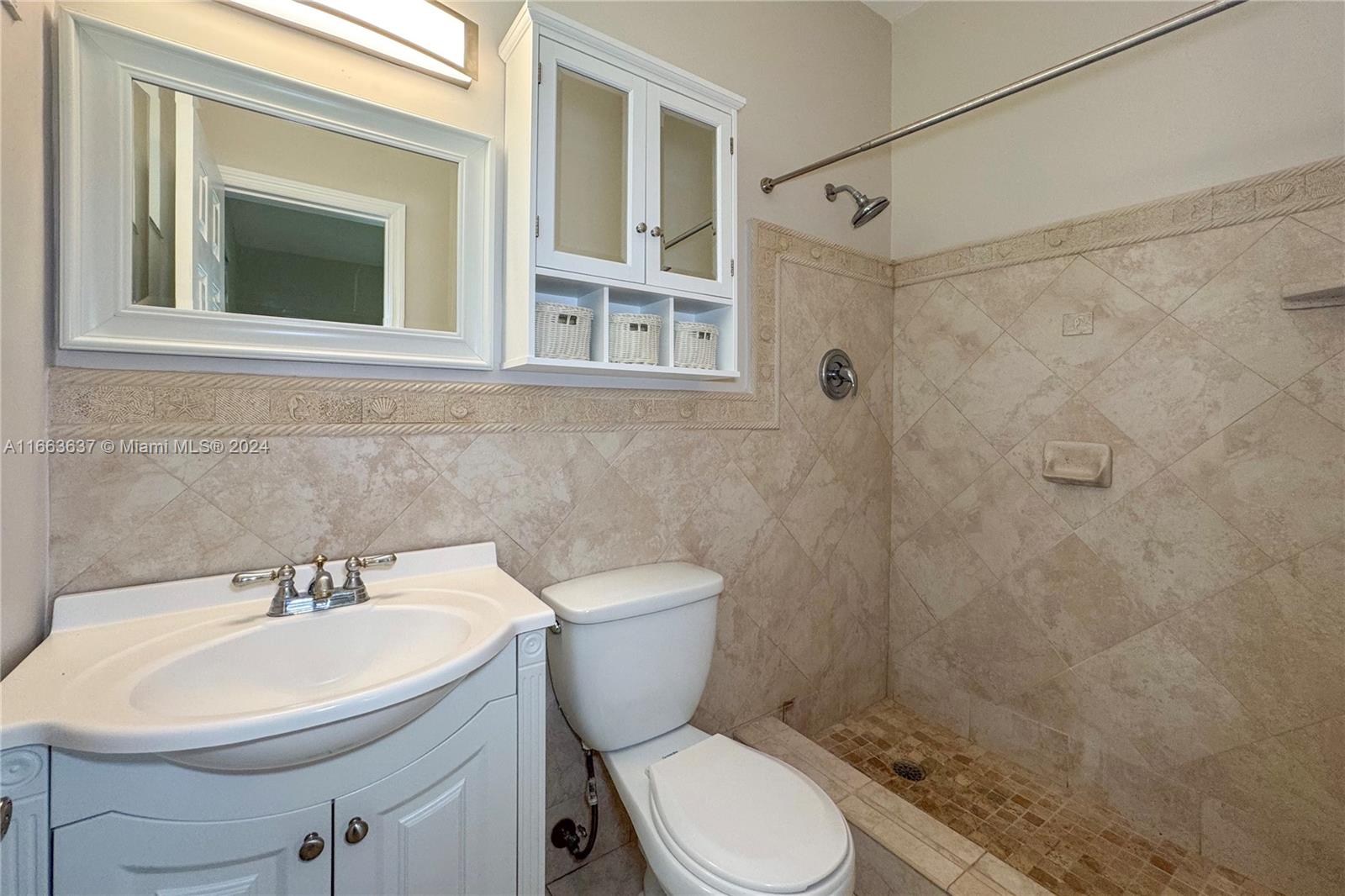 KENDALWOOD ESTATES - Residential