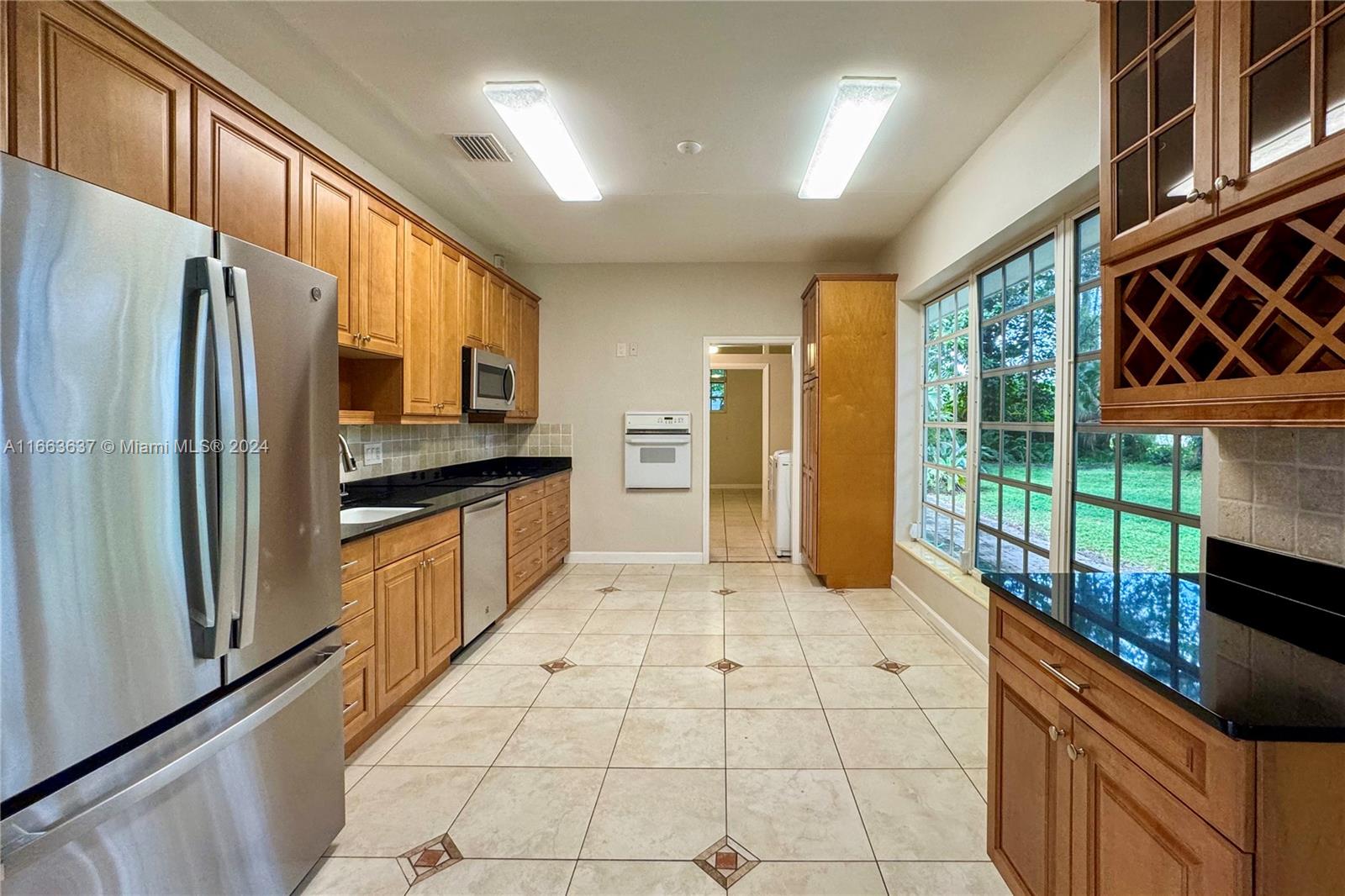 KENDALWOOD ESTATES - Residential