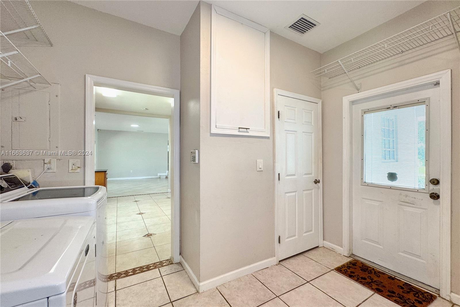 KENDALWOOD ESTATES - Residential