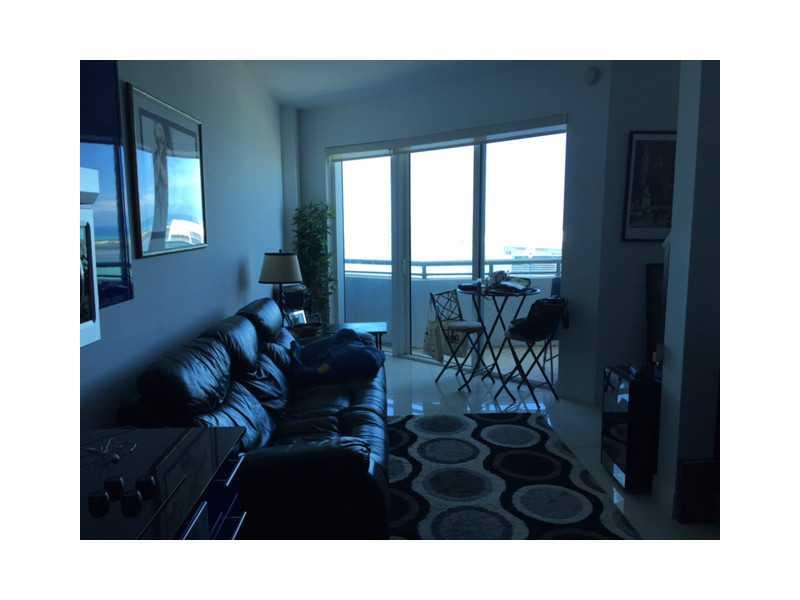 RARE 1BED-1.5BATH LOWER PENTHOUE LOFT WITH PRIVATE ACCESS TO THE ROOF TOP SUNSET DECK ON THE SAME FLOOR! ONE OF THE ONLY LOFTS THAT HAVE TWO TERRACES! ALL TILE FLOORS, UPGRADED PENTHOUSE APPLIANCES PACKAGE, HUGE WALK IN CLOSET AND MASTER BEDROOM! FOR SOME ONE THAT WANTS TO LIVE IN A PENTHOUSE UNIT. INTERNET/CABLE INCLUDED! MUST PRESENT OFFER WITH CREDIT, INCOME, EMPLOYMENT. TENANT PAYS ADDITIONAL BLDG DEPOSIT TO THE BLDG! NO PETS!