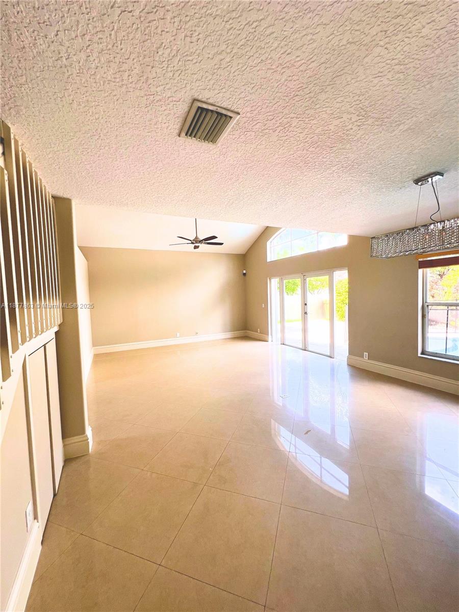 BANYAN OAKRIDGE PLAT - Residential Lease