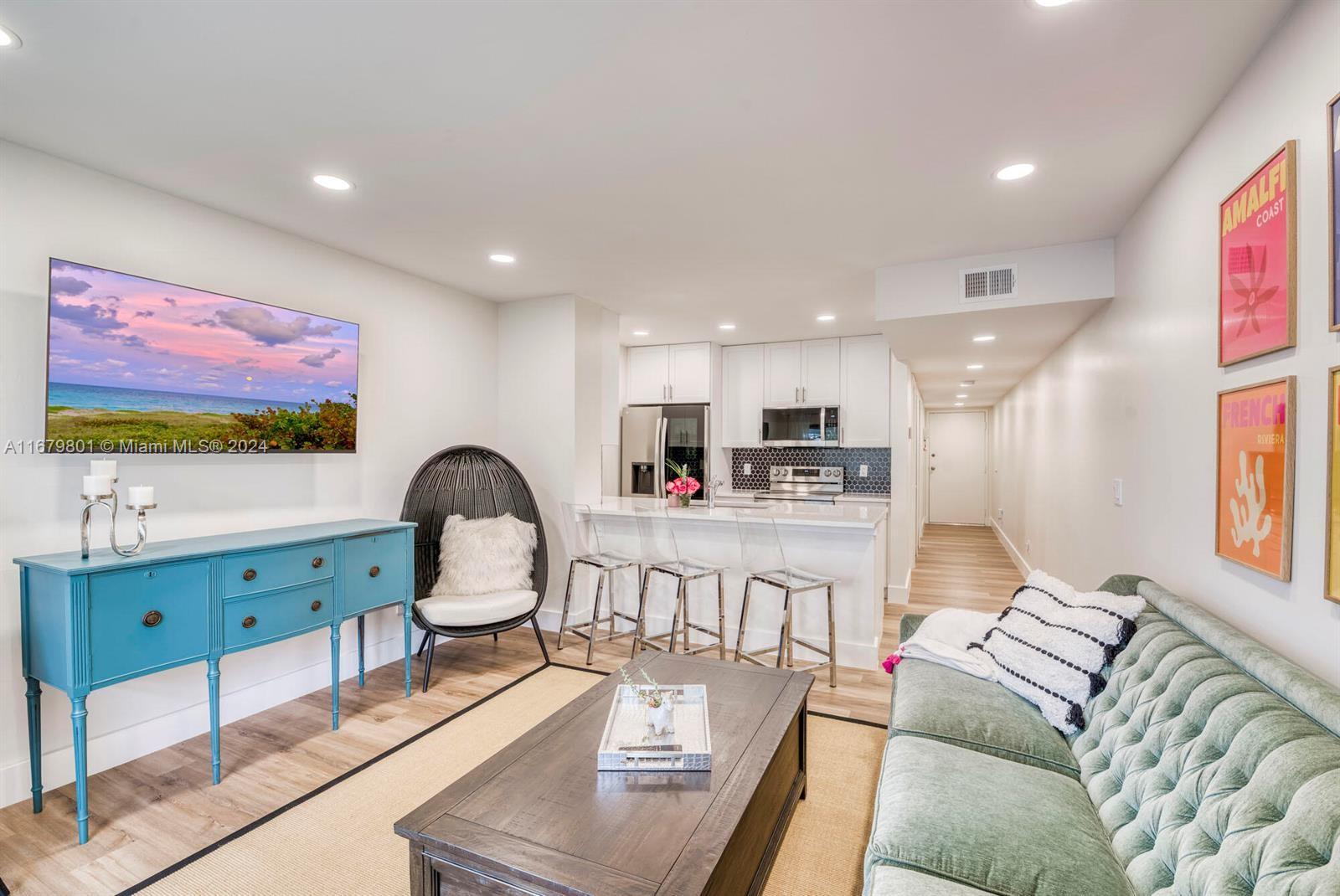 CYPRESS POINT - Residential
