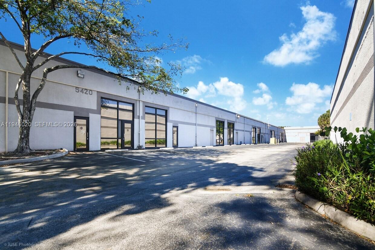 5420 NW 33rd Ave 5