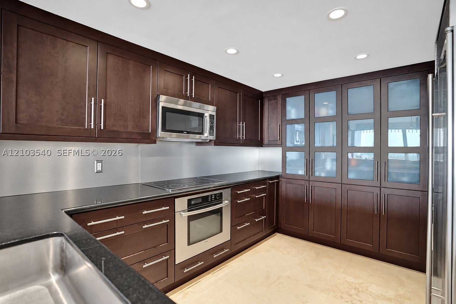 1 Grove Isle Dr A1108