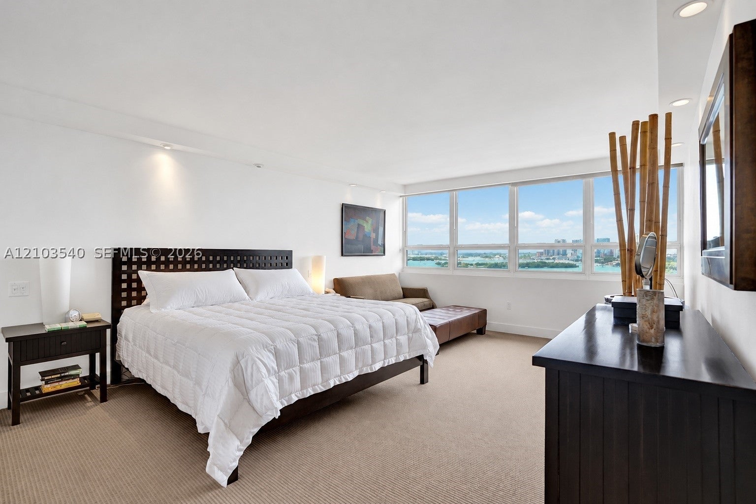 1 Grove Isle Dr A1108