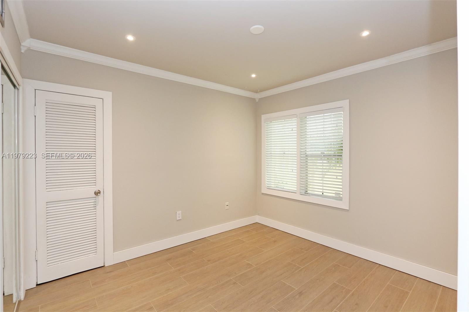 THE ROYAL GARDENS - Residential Lease