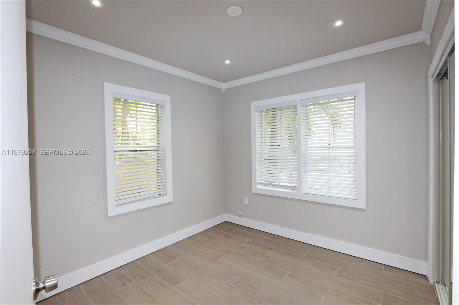 THE ROYAL GARDENS - Residential Lease