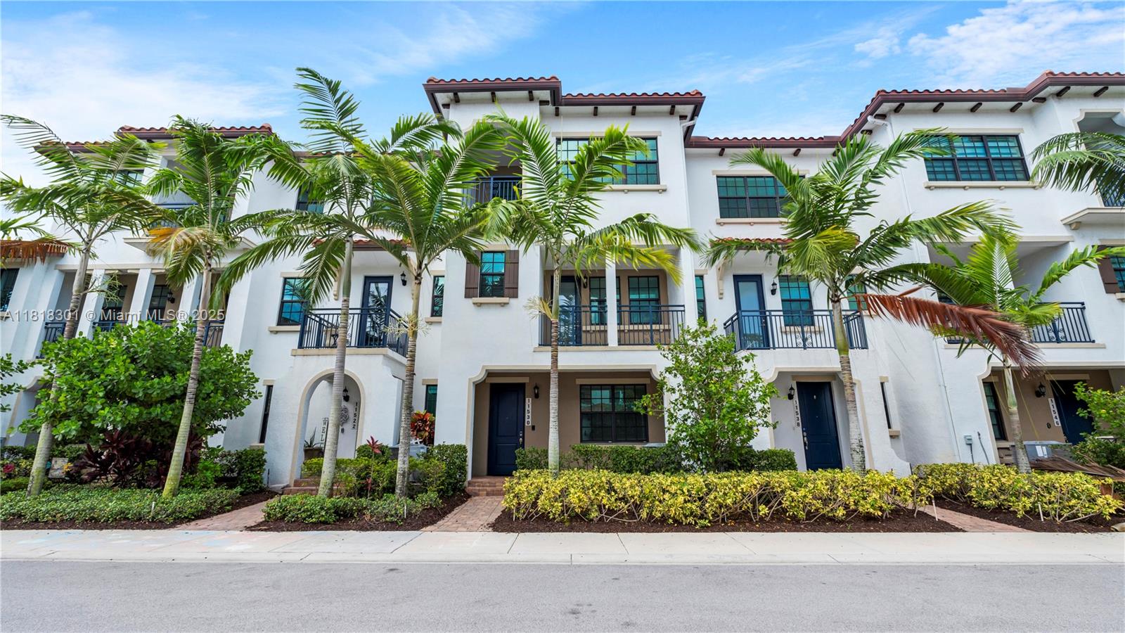 11530 SW 13th Ct