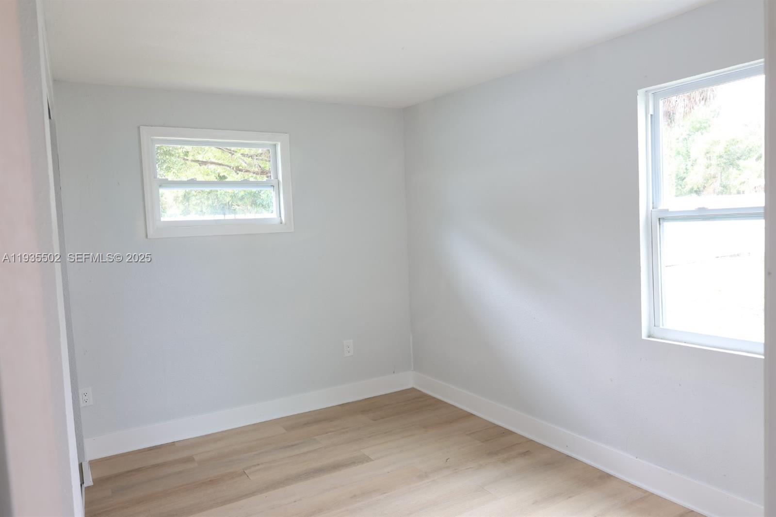 PALMONA PARK - Residential